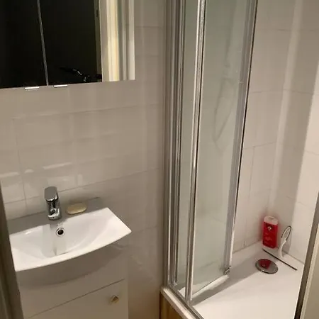 3 Bedroom Lux Center Апартаменти *