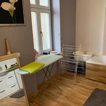 3 Bedroom Lux Center *